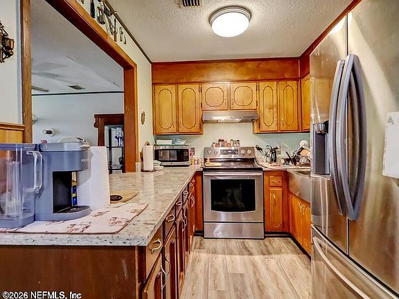 4th image of 850 COOKS Lane