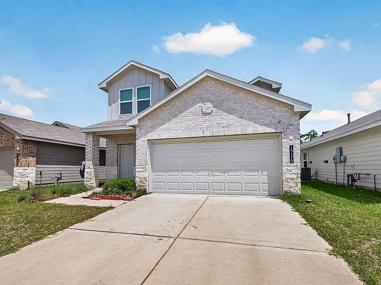 1726 Windstone Ridge Dr — Photo 3