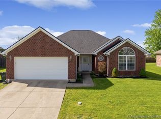 6317 Sky View Ln, Charlestown, IN