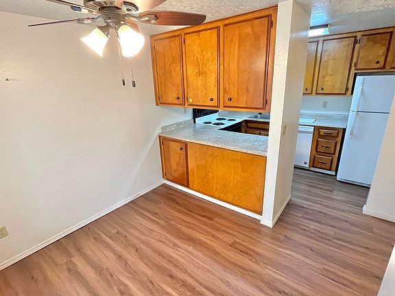 5th image of 388 SE 194th Ave #8450e2e58