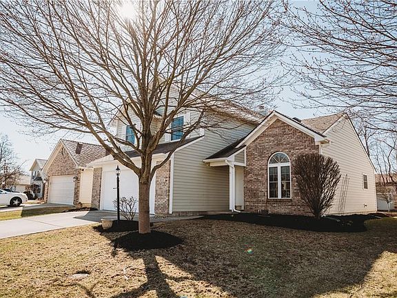 3rd image of 6025 Woodmill Dr