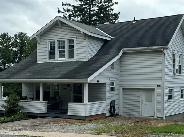 335 New Castle St, Slippery Rock, PA 16057