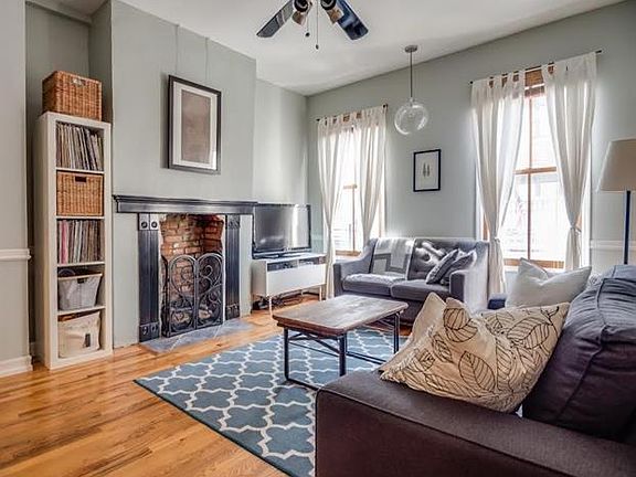 2nd image of 132 Coles St #3