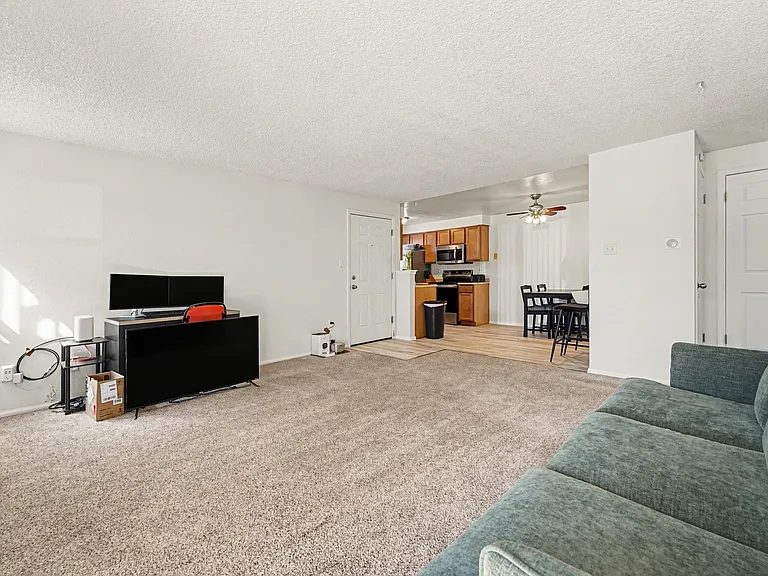 4225 E 119th Pl #D — Photo 7