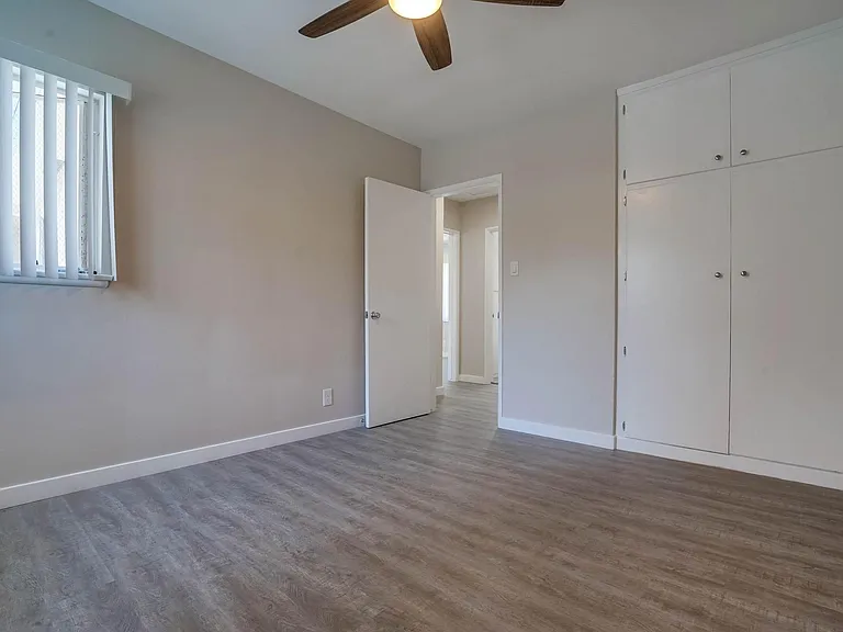 600 Kelton Ave #2 — Photo 18