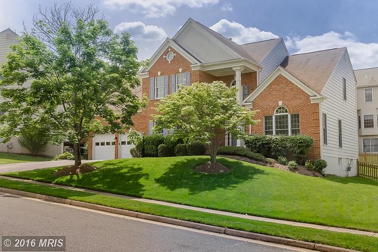 1st image of 7920 Bracksford Ct