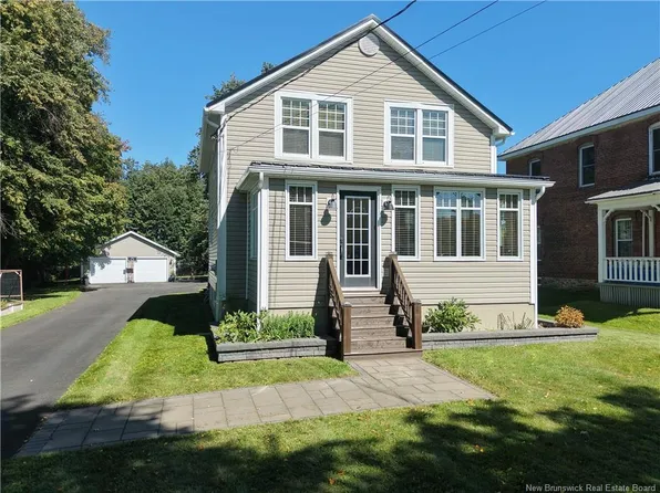 1082 Main St, Sussex Corner, NB E4E 2Z8