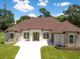 231 Sunnys Halo Blvd, Bullard, TX 75757