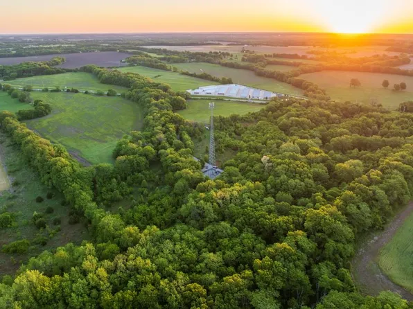 15800 S State Route 7, Pleasant Hill, MO 64080
