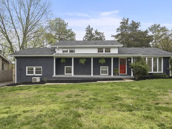 2547 Edge O Lake Dr, Nashville, TN 37217