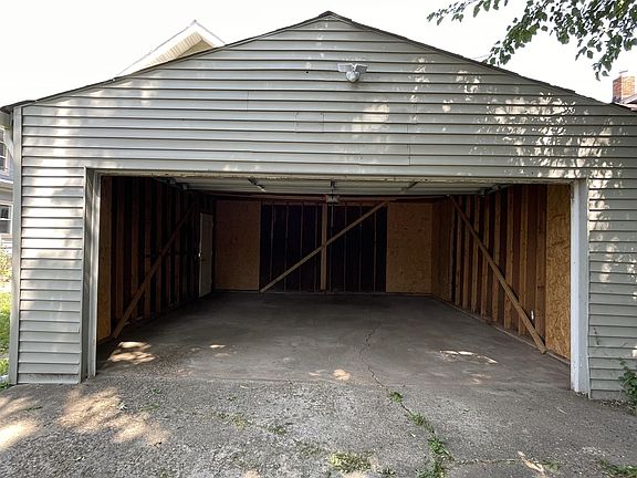 2nd image of 3344 N College Ave