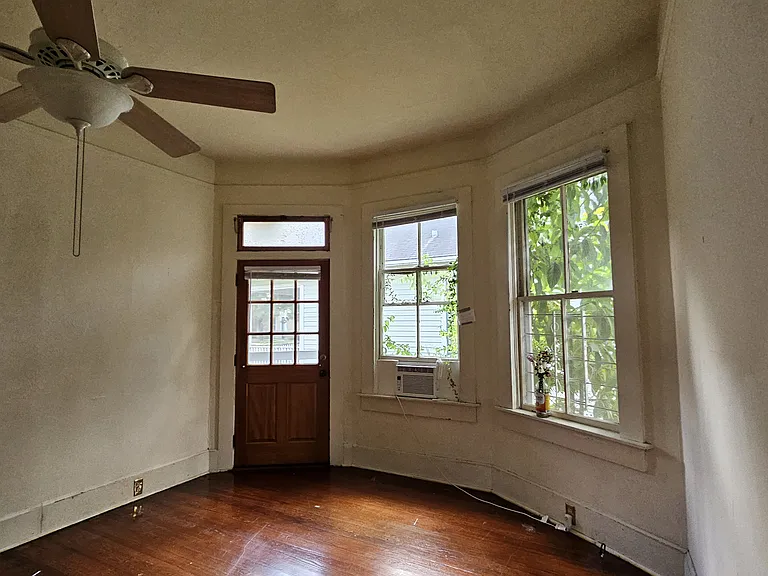 308 NW 2nd St #B — Photo 9