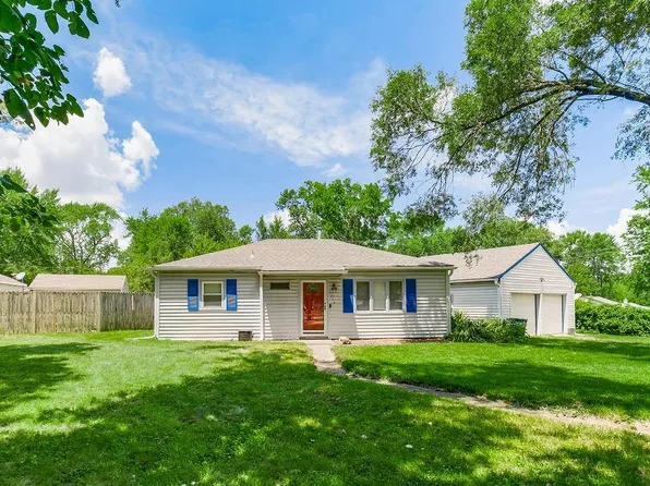 2216 Normandy Ln, Kansas City, KS 66106