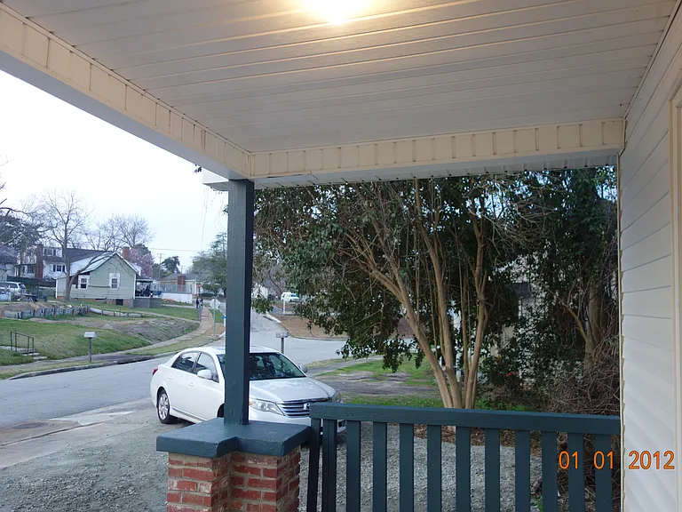 210 8th St #B — Photo 21