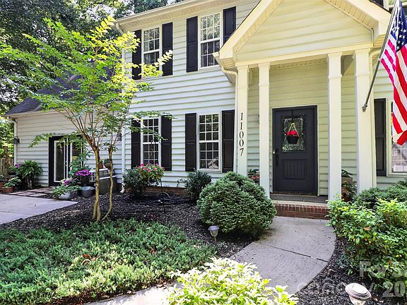 2nd image of 11007 Secotan Ln