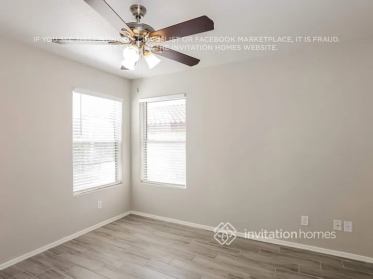 1338 E Angela Dr — Photo 8