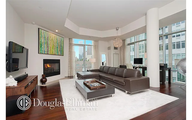 Rented by Douglas Elliman | media 18