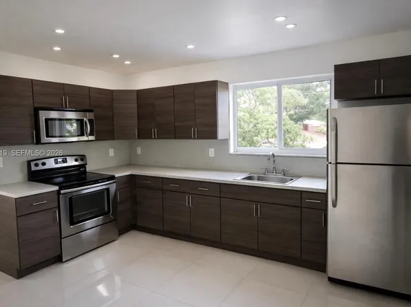 552 NE 61st St #4, Miami, FL 33137