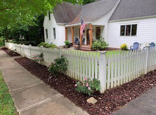 697 Gladstone Rd NW, Atlanta, GA 30318