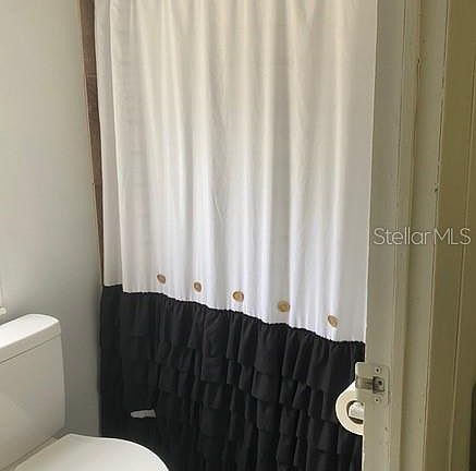 3rd image of 2789 Meridith Ln