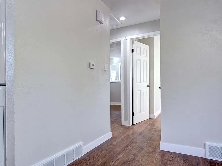 4214 N Pecos St — Photo 27