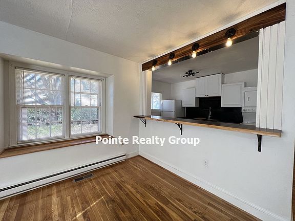 4th image of 110 Binford St