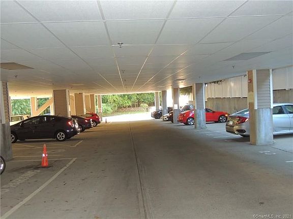 5th image of 2660 North Ave Unit 109