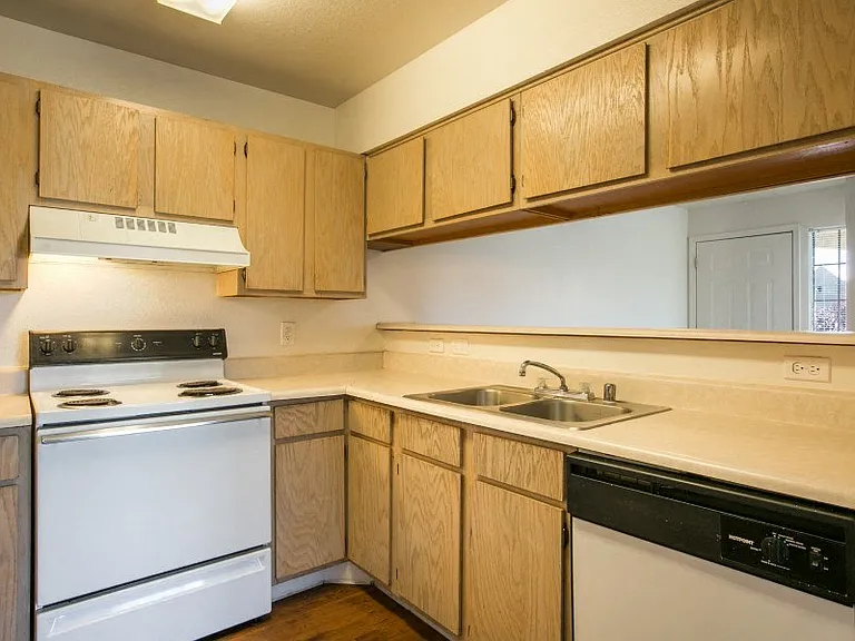 Kitchen with lots of cabinets and counter space