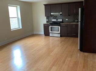 1047 W Madison St UNIT 202, Chicago, IL 60607