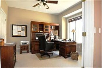 5th image of 938 Aspen Valley Dr