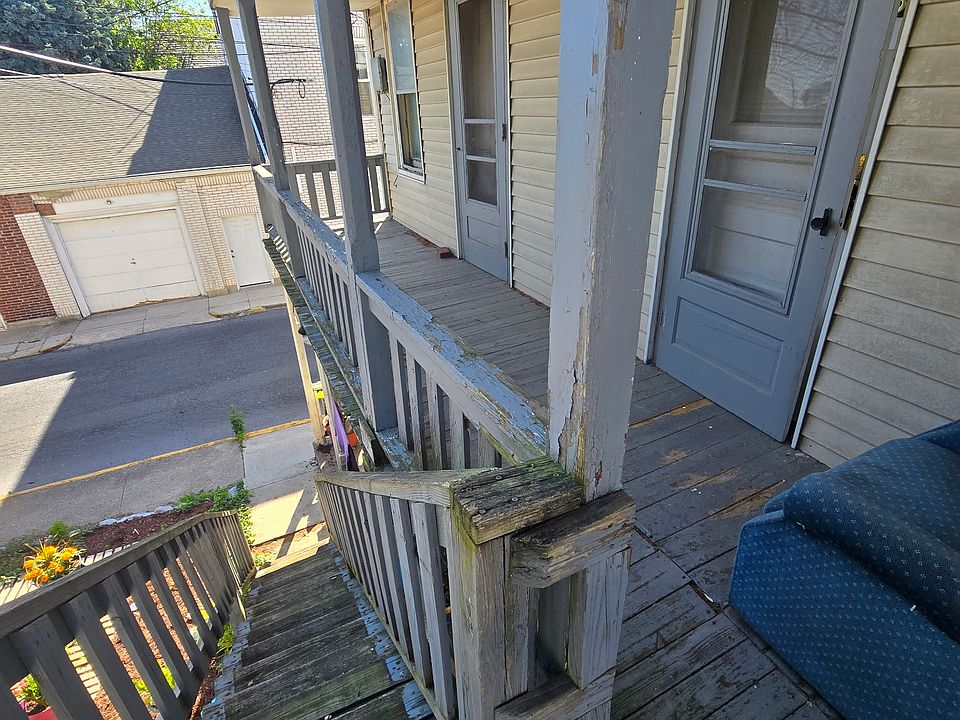 1st image of 61 E Main St #4