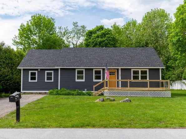 47 Hillcrest Road, Rutland City, VT 05701