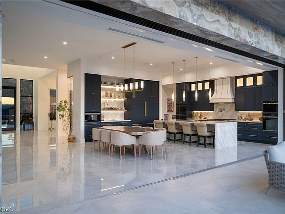 5th image of 531 Cityview Ridge Dr