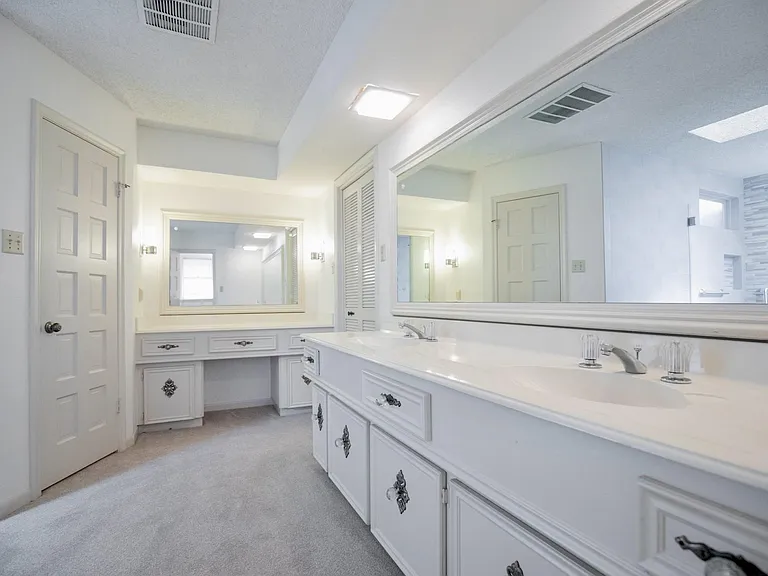 3903 Kiamesha Dr — Photo 24