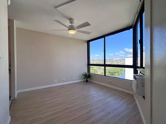 2nd image of 320 Liliuokalani Ave APT 1001