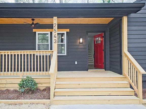 4th image of 2543 Midway Rd