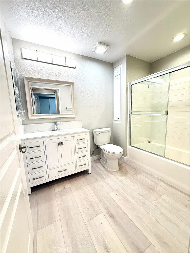 1 bed, 640 sqft, $2,535 — Photo 1