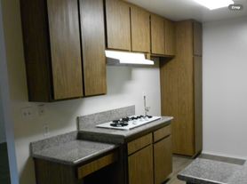 063 - Mohawk West Apartments, 1 beds  1.0 baths