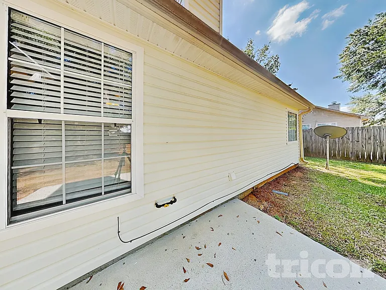 329 Kellys Walk — Photo 16
