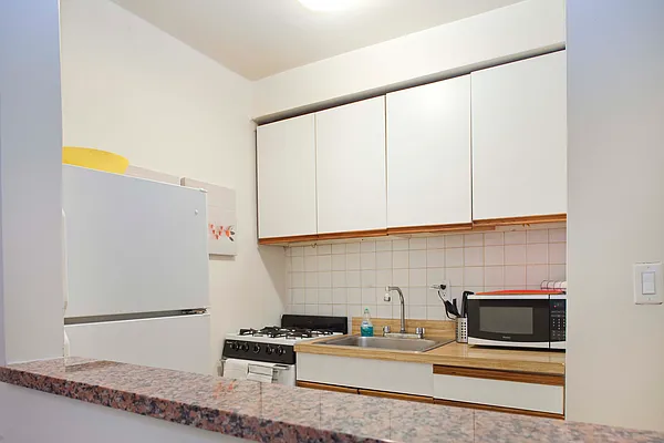 Rented by Big Apple Living | media 19