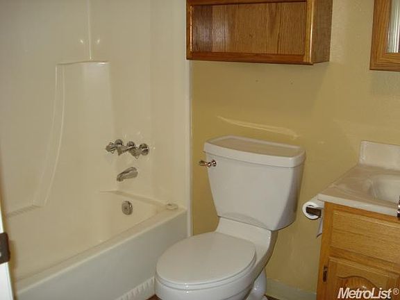 5th image of 8239 Scarlet Oak Cir