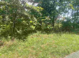 5 Victoria Heights Rd, Louisa, KY 41230