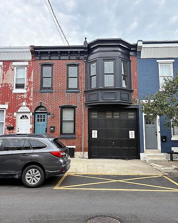 1st image of 2019 E Firth St