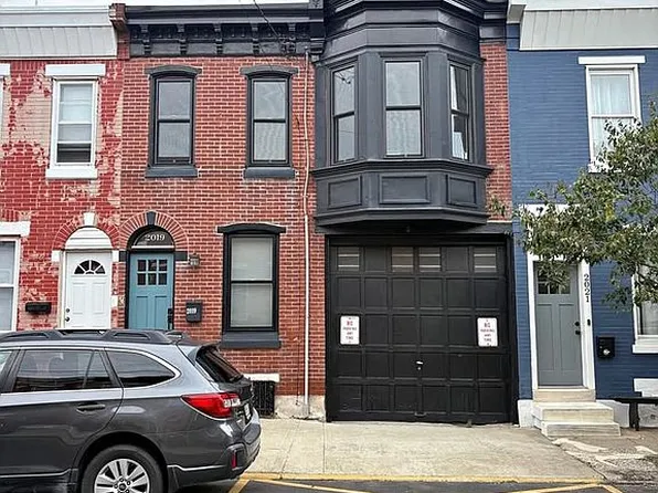 2019 E Firth St, Philadelphia, PA 19125