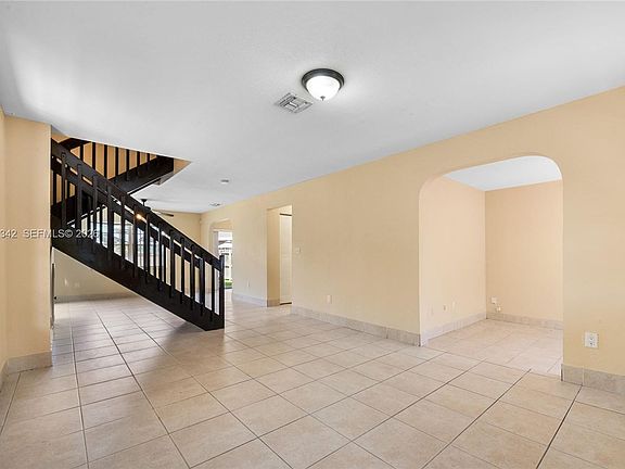 2nd image of 11737 SW 116th Ter #11737