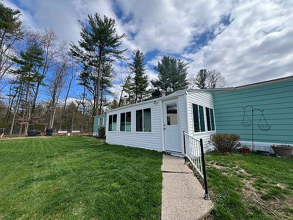 3rd image of 68 Warfield Dr