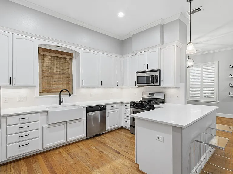 1714 Ovid St #C — Photo 10