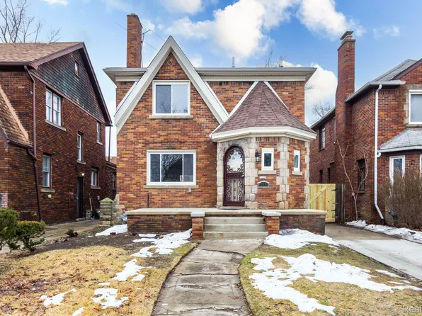 17391 Santa Barbara Dr, Detroit, MI 48221