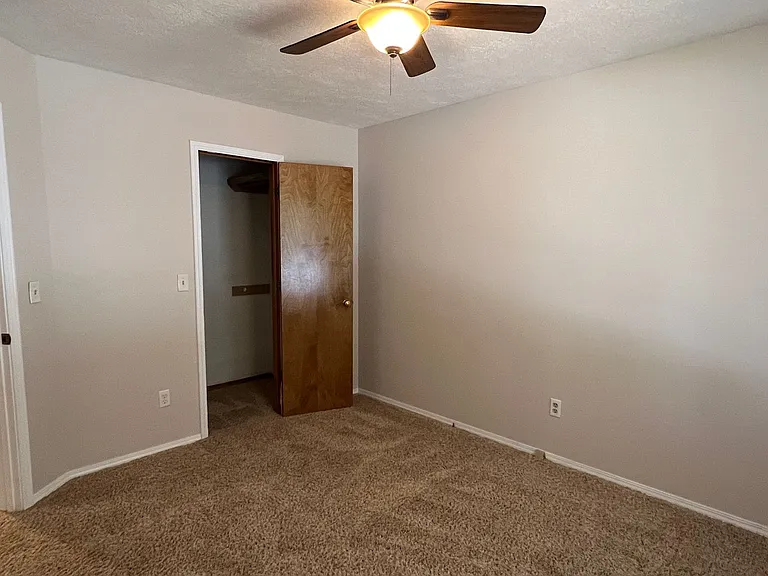 3243 S Nettleton Ave — Photo 15