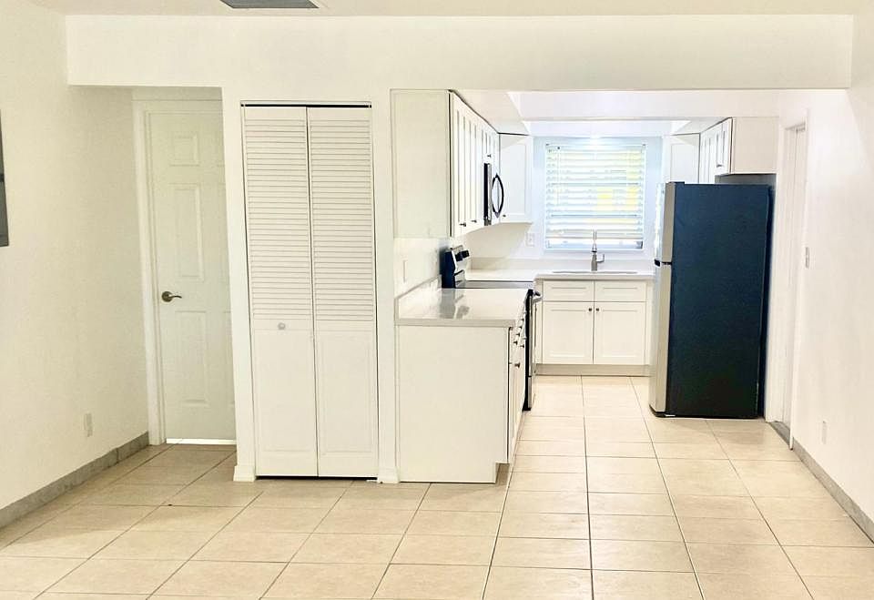 1st image of 1017 NW 30th St